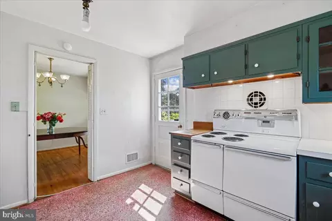 Other - 1011 W Nolcrest Dr, Silver Spring, MD 20903 photo 4 of 25