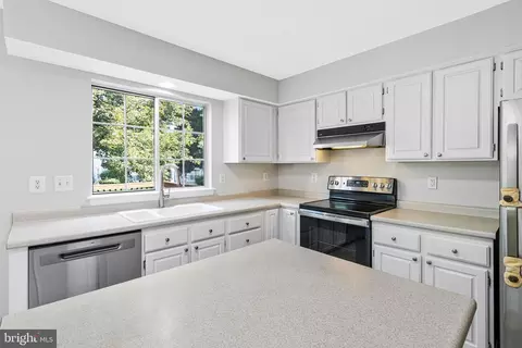 Kitchen - 2609 Telluride Pl, Silver Spring, MD 20906 photo 3 of 5
