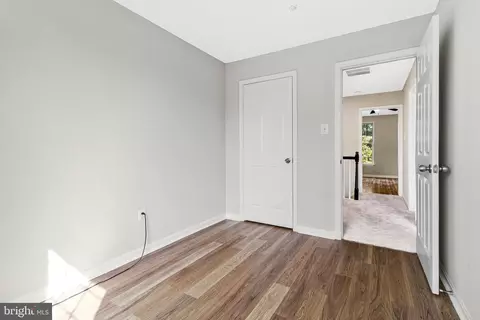 Entry Way - 2609 Telluride Pl, Silver Spring, MD 20906 photo 5 of 6