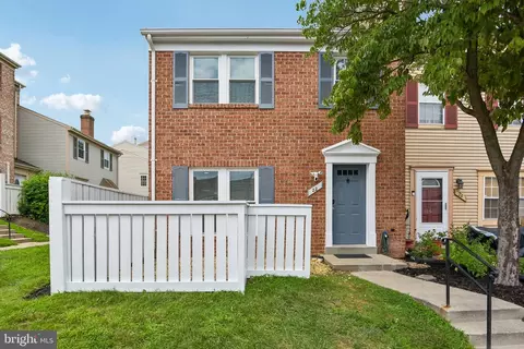 22 Appledowre Ct #49, Germantown, MD 20876