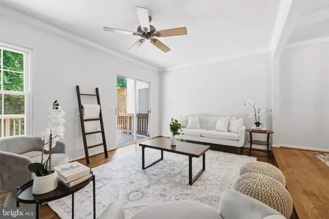 Living - 31 Long Green Ct, Silver Spring, MD 20906 photo 6 of 9