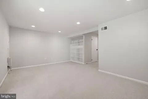 Living - 31 Long Green Ct, Silver Spring, MD 20906 photo 9 of 9