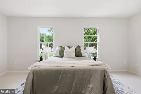 Bedroom - 31 Long Green Ct, Silver Spring, MD 20906 photo 1 of 10