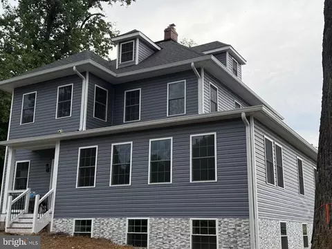 9300 Old Georgetown Rd, Bethesda, MD 20814