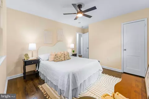 Bedroom - 121 Whitmoor Ter, Silver Spring, MD 20901 photo 4 of 6