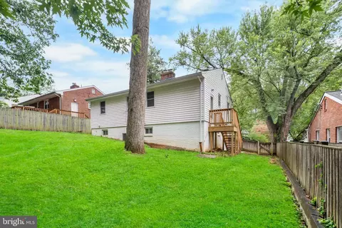 Exterior - 121 Whitmoor Ter, Silver Spring, MD 20901 photo 4 of 6