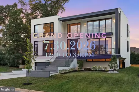 6201 Plainview Rd, Bethesda, MD 20817