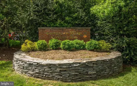 5821 Edson Ln #303, Rockville, MD 20852