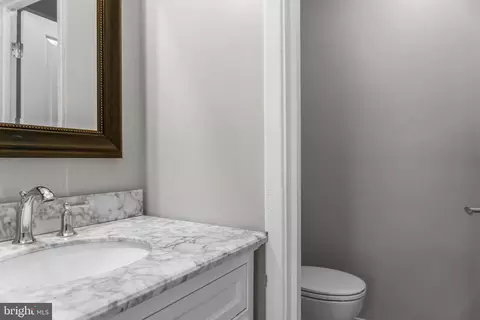 Entry Way - 10807 Bucknell Dr #22, Silver Spring, MD 20902 photo 5 of 6