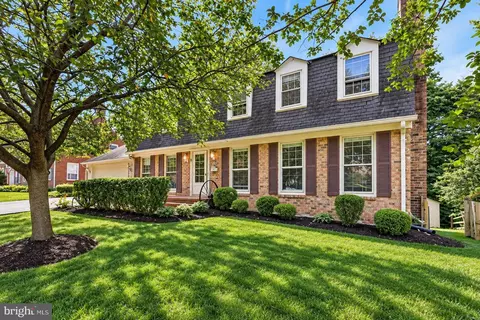 9768 Whetstone Dr, Montgomery Village, MD 20886