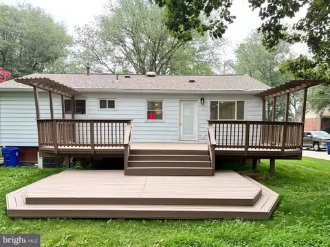 Exterior - 11204 Markwood Dr, Silver Spring, MD 20902 photo 3 of 8