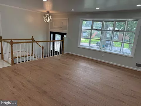 Living - 11204 Markwood Dr, Silver Spring, MD 20902 photo 4 of 5
