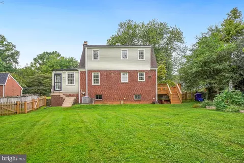 Exterior - 11509 College View Dr, Silver Spring, MD 20902 photo 5 of 9