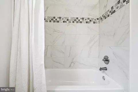 Bath - 11509 College View Dr, Silver Spring, MD 20902 photo 3 of 5