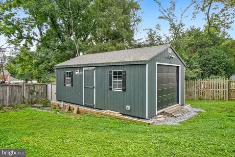 Exterior - 11509 College View Dr, Silver Spring, MD 20902 photo 7 of 9