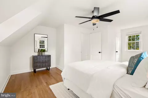 Bedroom - 11509 College View Dr, Silver Spring, MD 20902 photo 5 of 8