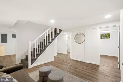 Entry Way - 11509 College View Dr, Silver Spring, MD 20902 photo 4 of 4