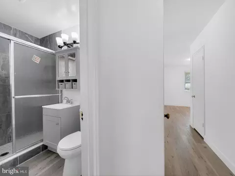 Entry Way - 10402 Royalton Ter, Silver Spring, MD 20901 photo 2 of 4
