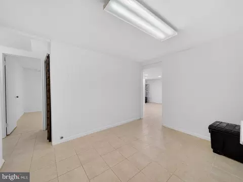 Entry Way - 10402 Royalton Ter, Silver Spring, MD 20901 photo 4 of 4