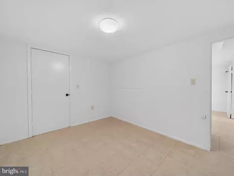 Bedroom - 10402 Royalton Ter, Silver Spring, MD 20901 photo 4 of 5