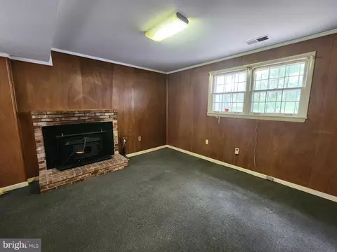 Living - 2005 Prichard Rd, Silver Spring, MD 20902 photo 2 of 2