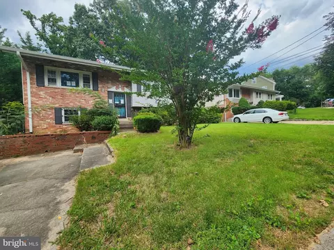 Exterior - 2005 Prichard Rd, Silver Spring, MD 20902 photo 2 of 5
