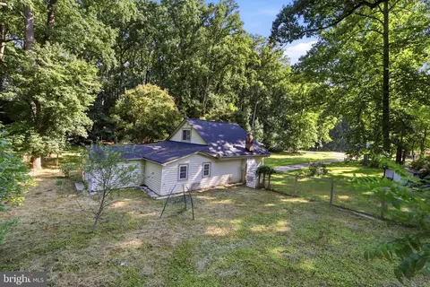 Exterior - 12820 Maple St, Silver Spring, MD 20904 photo 3 of 12