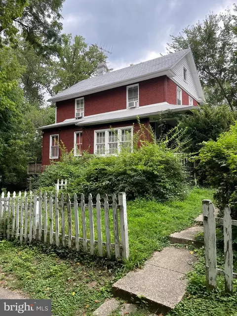 10213 Capitol View Ave, Silver Spring, MD 20910 photo 3