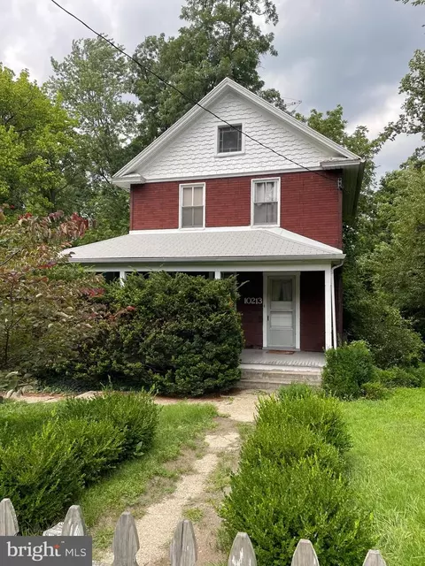 10213 Capitol View Ave, Silver Spring, MD 20910 photo 2