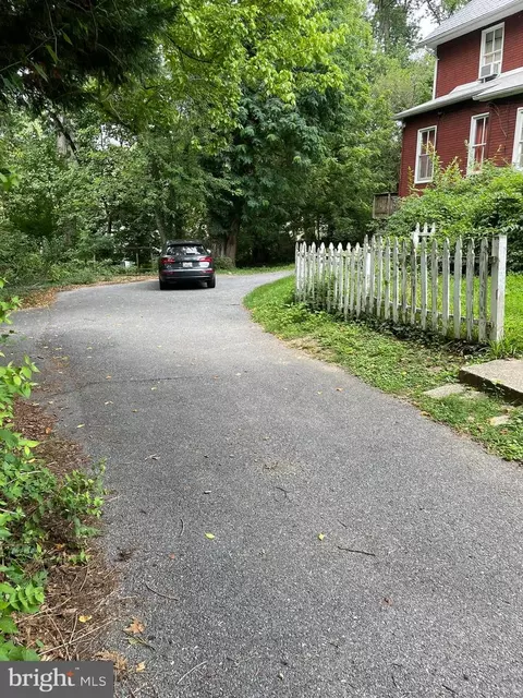 10213 Capitol View Ave, Silver Spring, MD 20910 photo 4