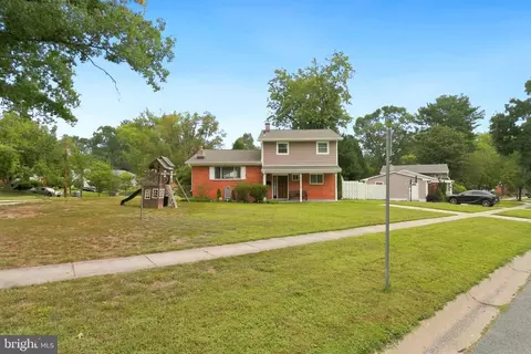 Exterior - 919 Playford Ln, Silver Spring, MD 20901 photo 4 of 8