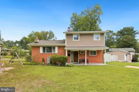 Exterior - 919 Playford Ln, Silver Spring, MD 20901 photo 3 of 8