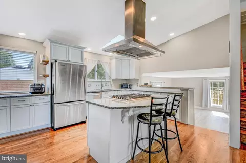 Kitchen - 919 Playford Ln, Silver Spring, MD 20901 photo 2 of 2