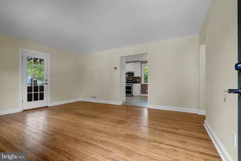 Living - 3004 Dawson Ave, Silver Spring, MD 20902 photo 6 of 8
