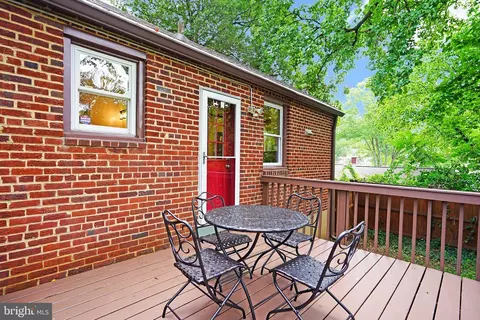 Exterior - 3004 Dawson Ave, Silver Spring, MD 20902 photo 6 of 10