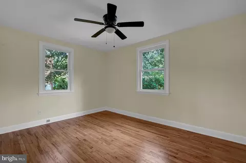 Entry Way - 3004 Dawson Ave, Silver Spring, MD 20902 photo 4 of 4