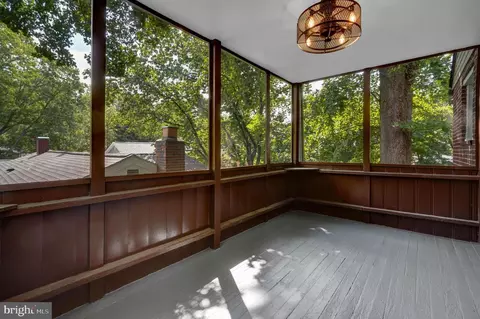 Exterior - 3004 Dawson Ave, Silver Spring, MD 20902 photo 5 of 10