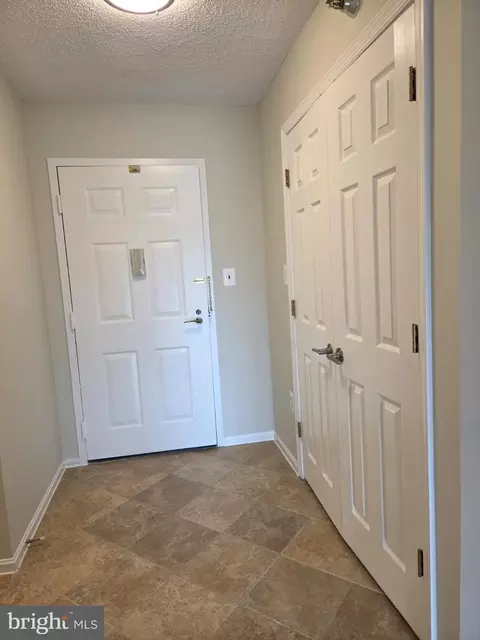 Entry Way - 15107 Interlachen Dr #2-517, Silver Spring, MD 20906 photo 2 of 3