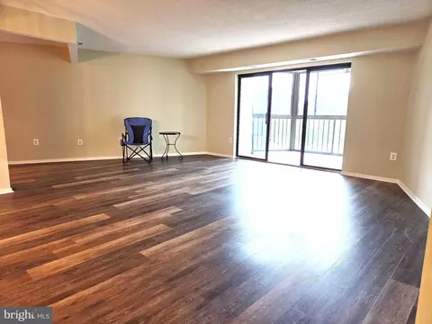 Living - 15107 Interlachen Dr #2-517, Silver Spring, MD 20906 photo 2 of 3