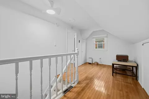 Entry Way - 1708 Brisbane St, Silver Spring, MD 20902 photo 4 of 5