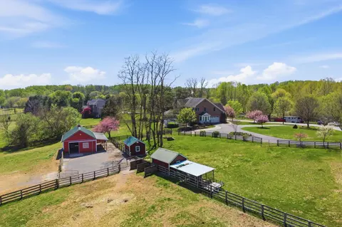 View/Area - 18905 Celebrity Ln, Sandy Spring, MD 20860 photo 6 of 12
