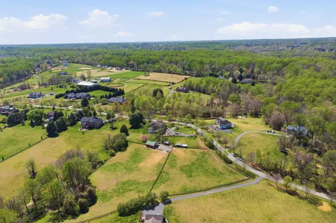 View/Area - 18905 Celebrity Ln, Sandy Spring, MD 20860 photo 8 of 12