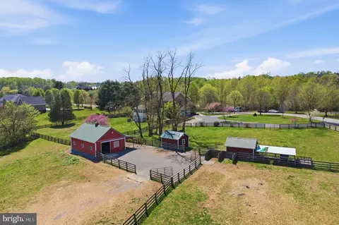 View/Area - 18905 Celebrity Ln, Sandy Spring, MD 20860 photo 3 of 12