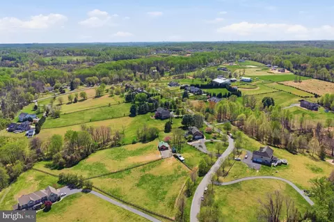 View/Area - 18905 Celebrity Ln, Sandy Spring, MD 20860 photo 5 of 12