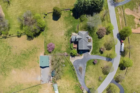 View/Area - 18905 Celebrity Ln, Sandy Spring, MD 20860 photo 11 of 12