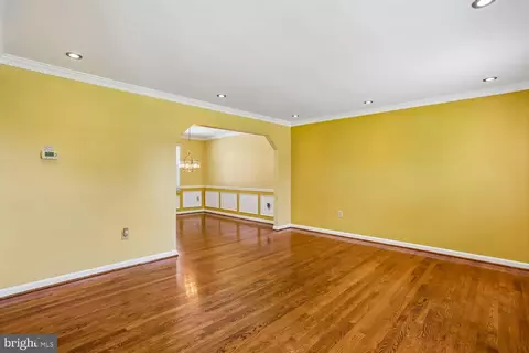 Living - 2308 Laurelwood Ter, Silver Spring, MD 20905 photo 3 of 7