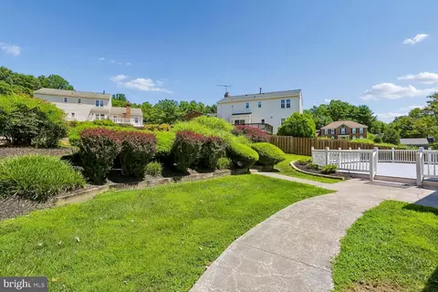Exterior - 2308 Laurelwood Ter, Silver Spring, MD 20905 photo 20 of 23