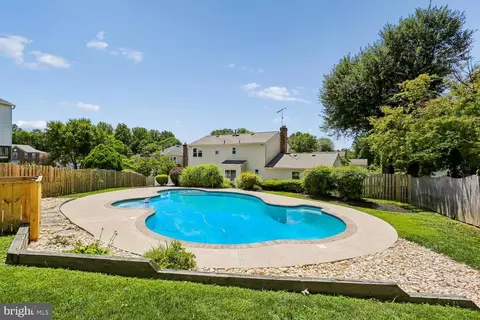 Exterior - 2308 Laurelwood Ter, Silver Spring, MD 20905 photo 18 of 23
