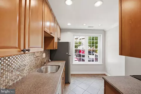 Kitchen - 3718 Ferrara Dr #4, Silver Spring, MD 20906 photo 4 of 4