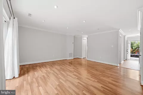 Living - 3718 Ferrara Dr #4, Silver Spring, MD 20906 photo 2 of 2